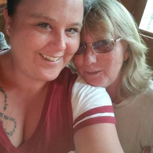 Meet your Posher, Lizzie